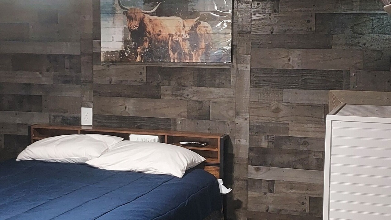 Photo of Bedroom in Taylor Creek