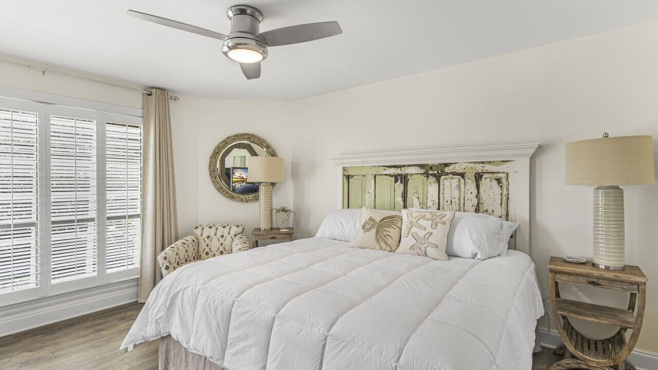 Photo of Bedroom in Gulf Pines