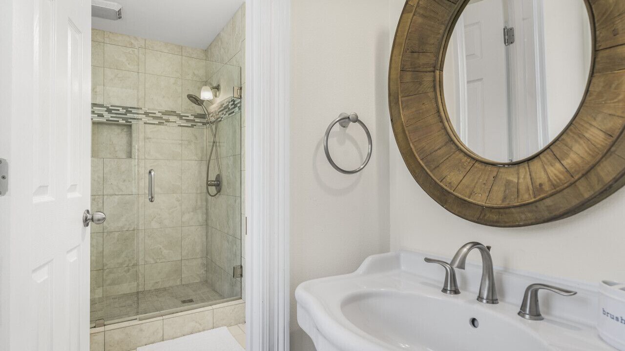Photo of Bathroom in Gulf Pines