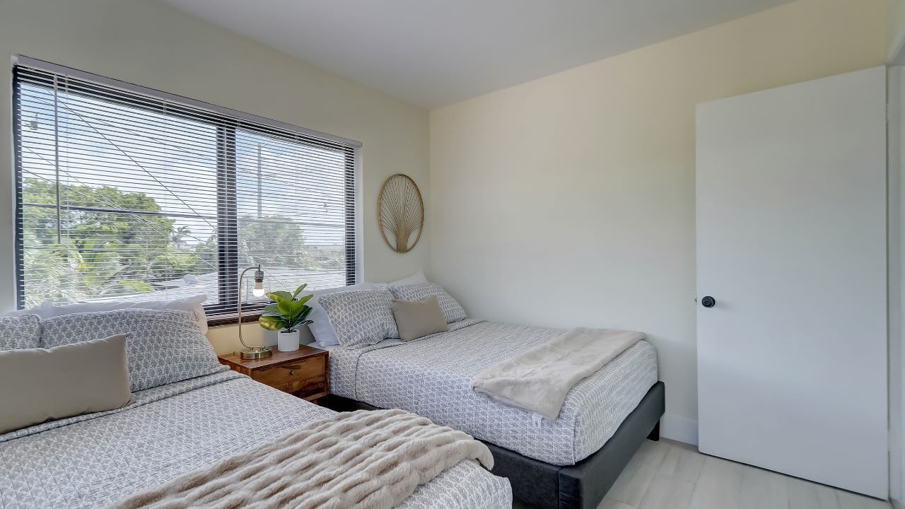 Photo of Bedroom in Imperial Point