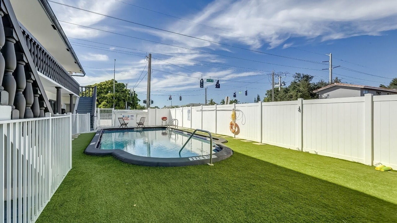 Photo of Outdoor in Imperial Point