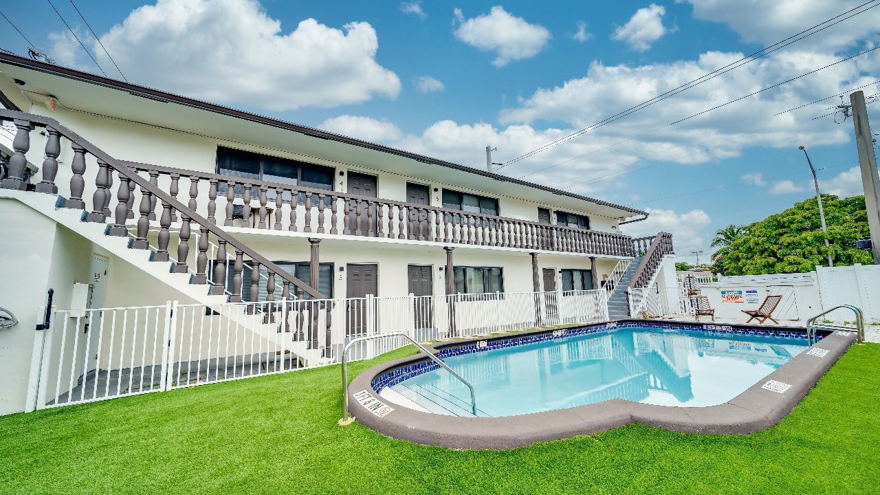 Photo of Outdoor in Imperial Point