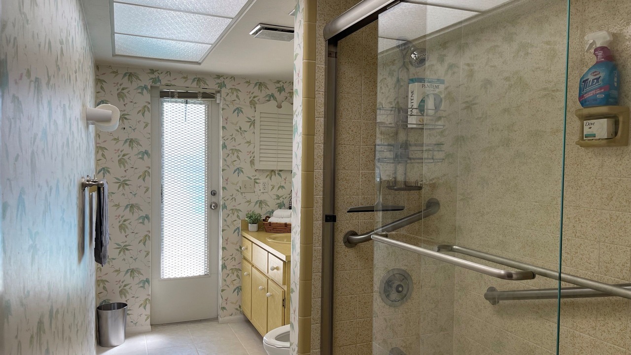Photo of Bathroom in Punta Gorda