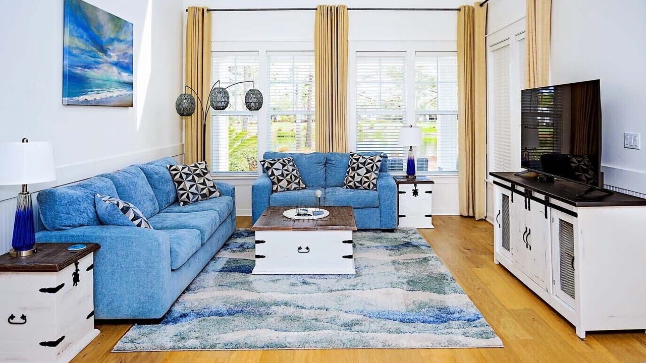 Photo of Livingroom in Laurel Grove