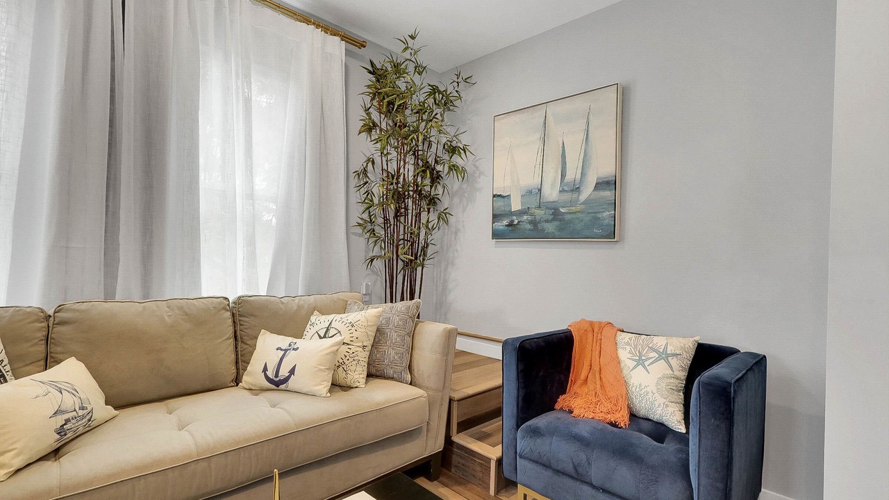 Photo of Livingroom in West Palm Beach