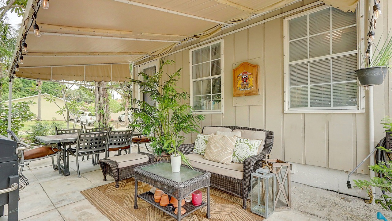 Photo of Outdoor in West Palm Beach
