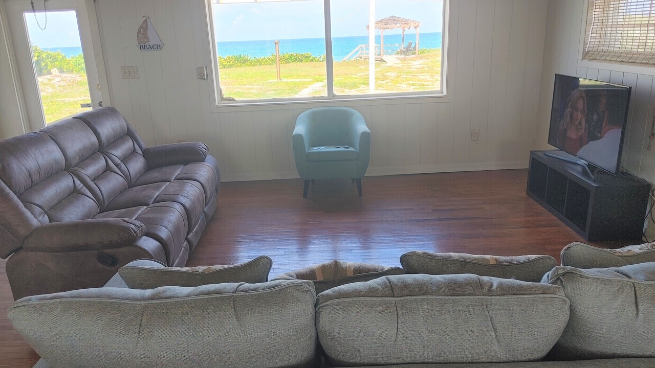 Photo of Livingroom in Melbourne Beach
