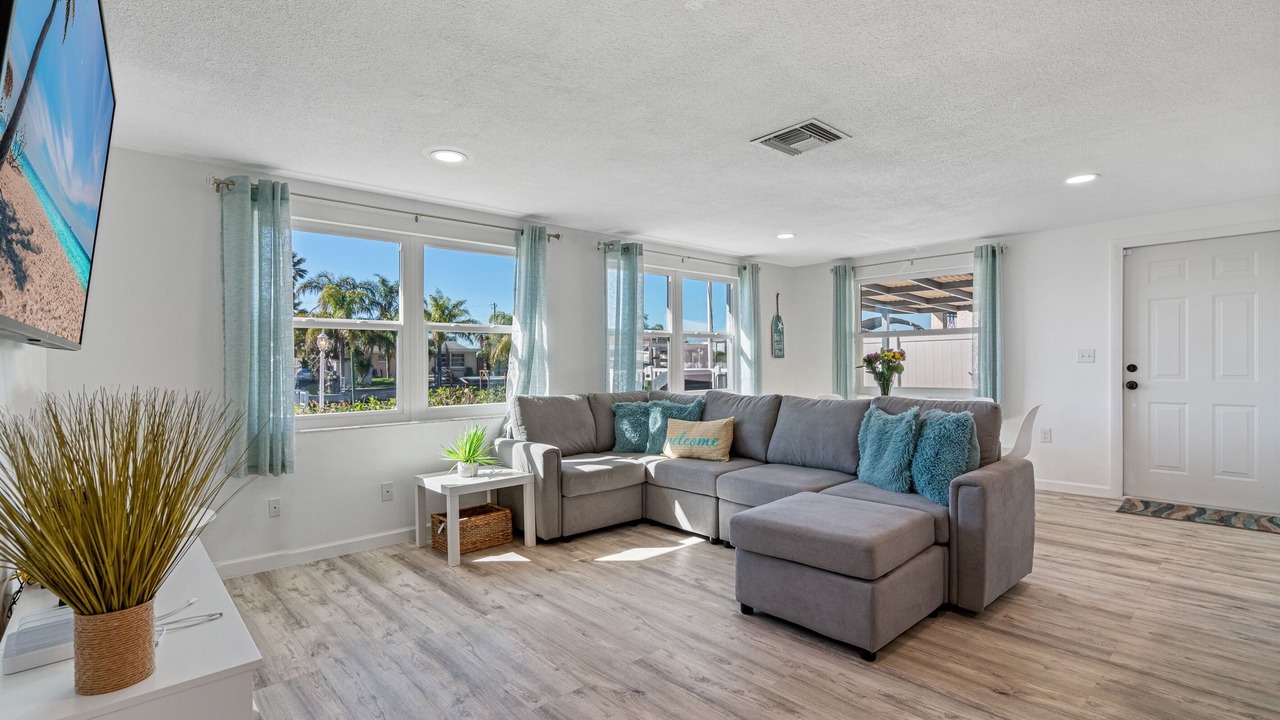 Photo of Bedroom in Hudson Beach Estates