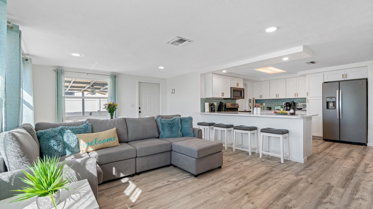 Photo of Bedroom in Hudson Beach Estates