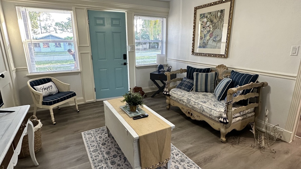 Photo of Livingroom in Fort Myers