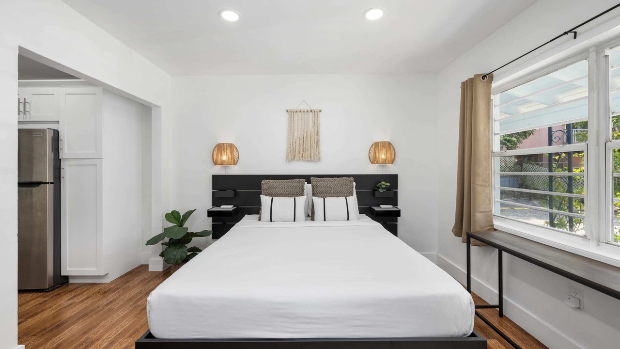 Photo of Bedroom in Northeast Miami