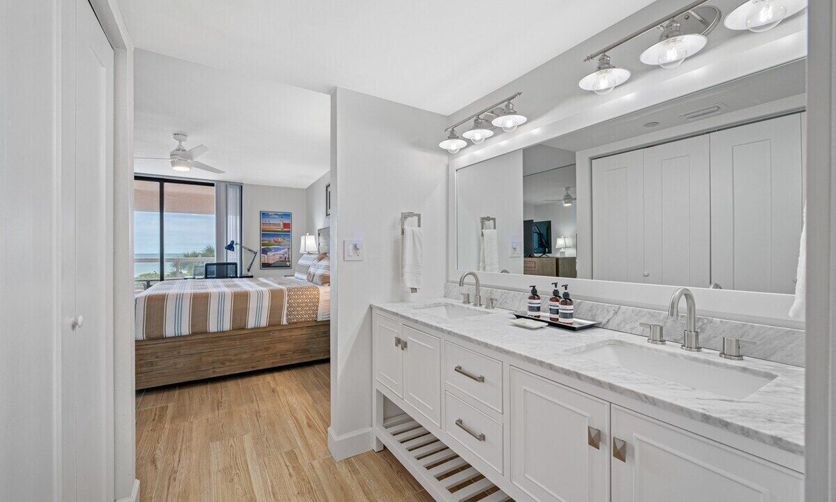 Photo of Bathroom in Sand Key