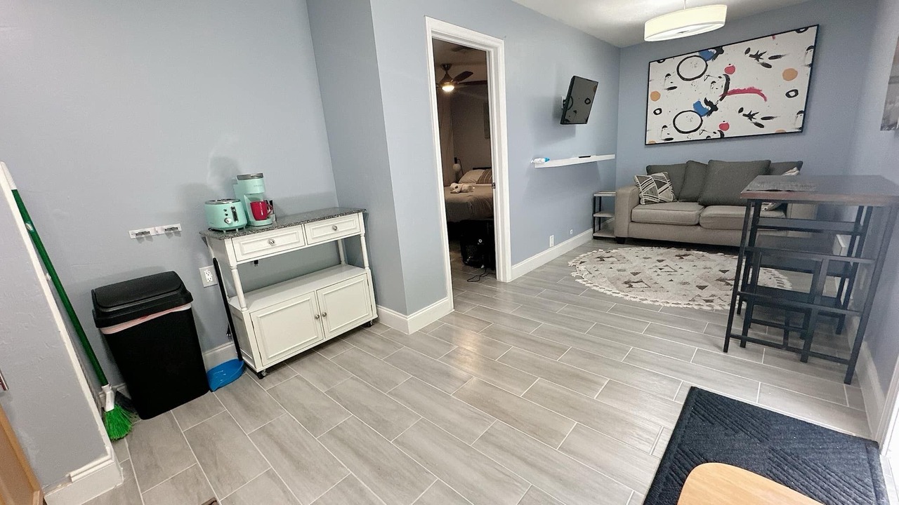 Photo of Livingroom in Golden Gate