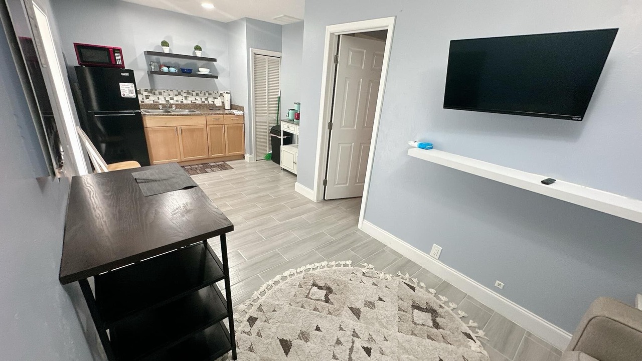 Photo of Livingroom in Golden Gate