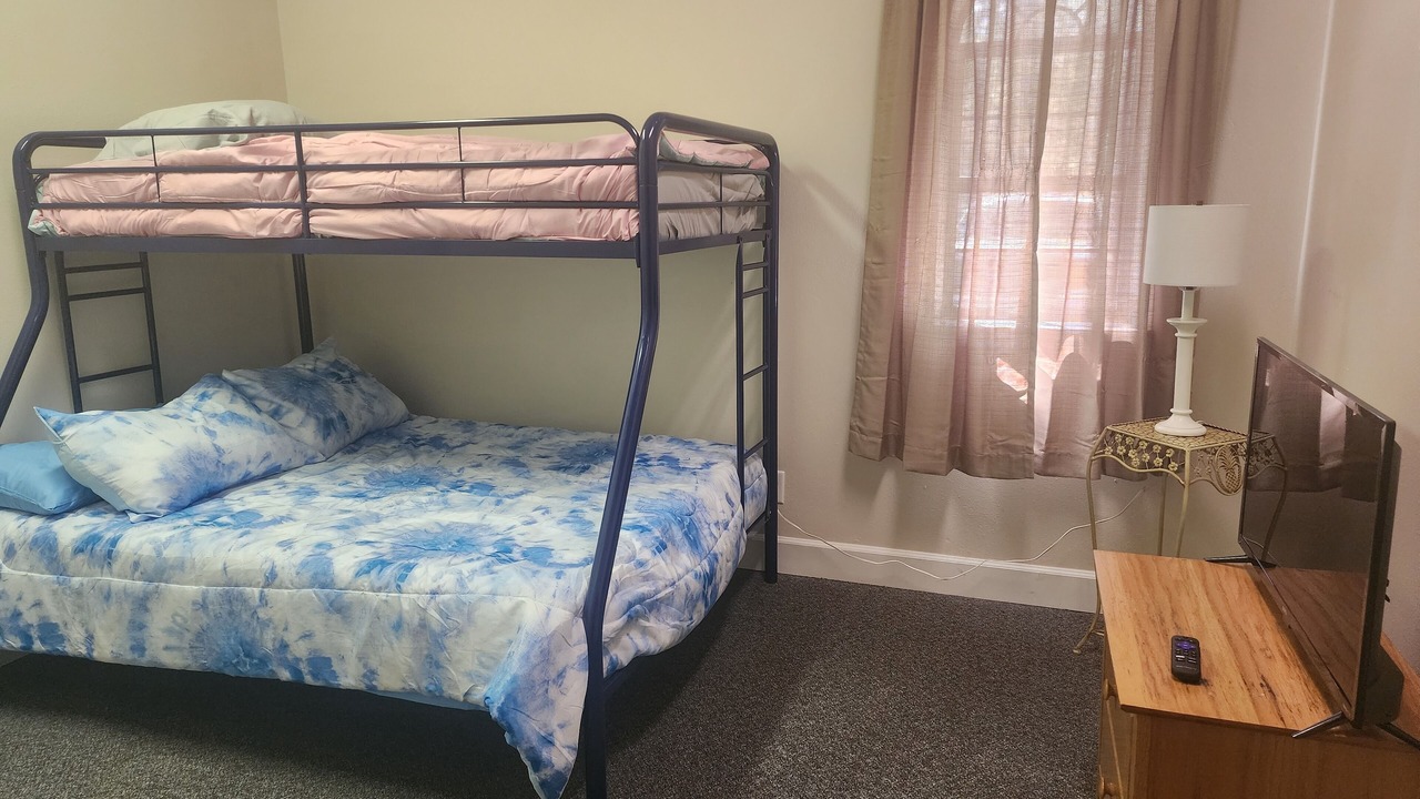 Photo of Bedroom in Candler
