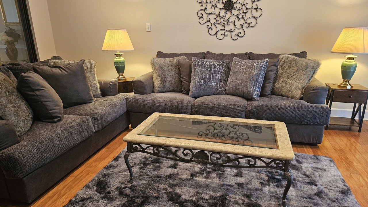 Photo of Livingroom in Candler