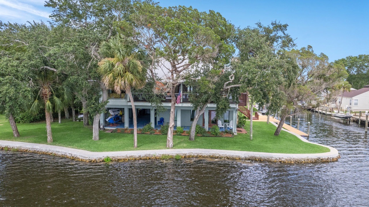 Photo of Outdoor in Riverhaven Village