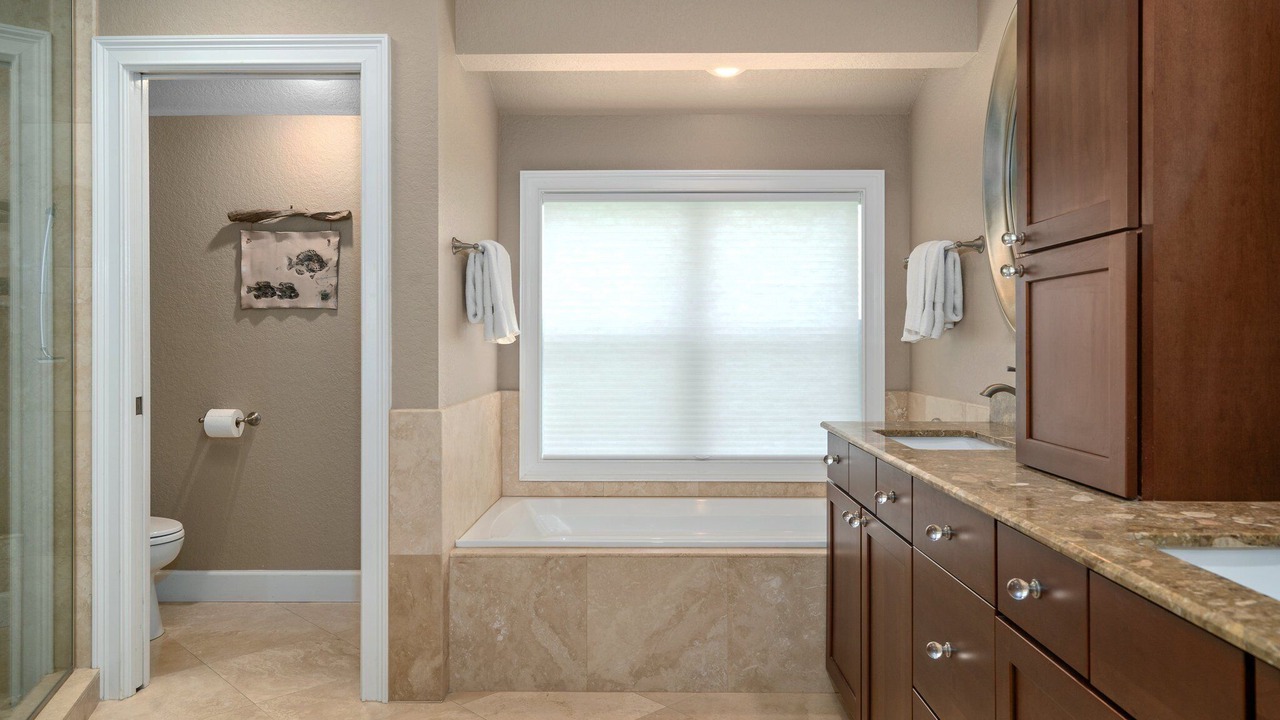 Photo of Bathroom in Riverhaven Village