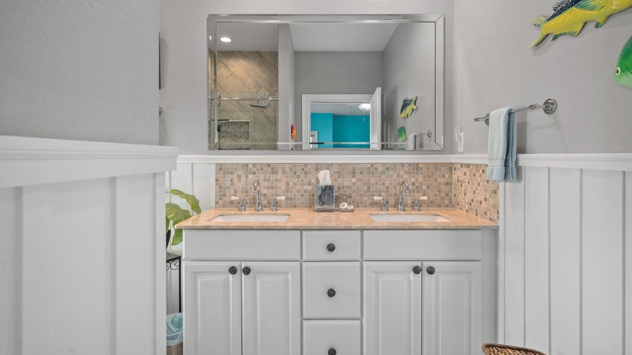 Photo of Bathroom in Riverhaven Village