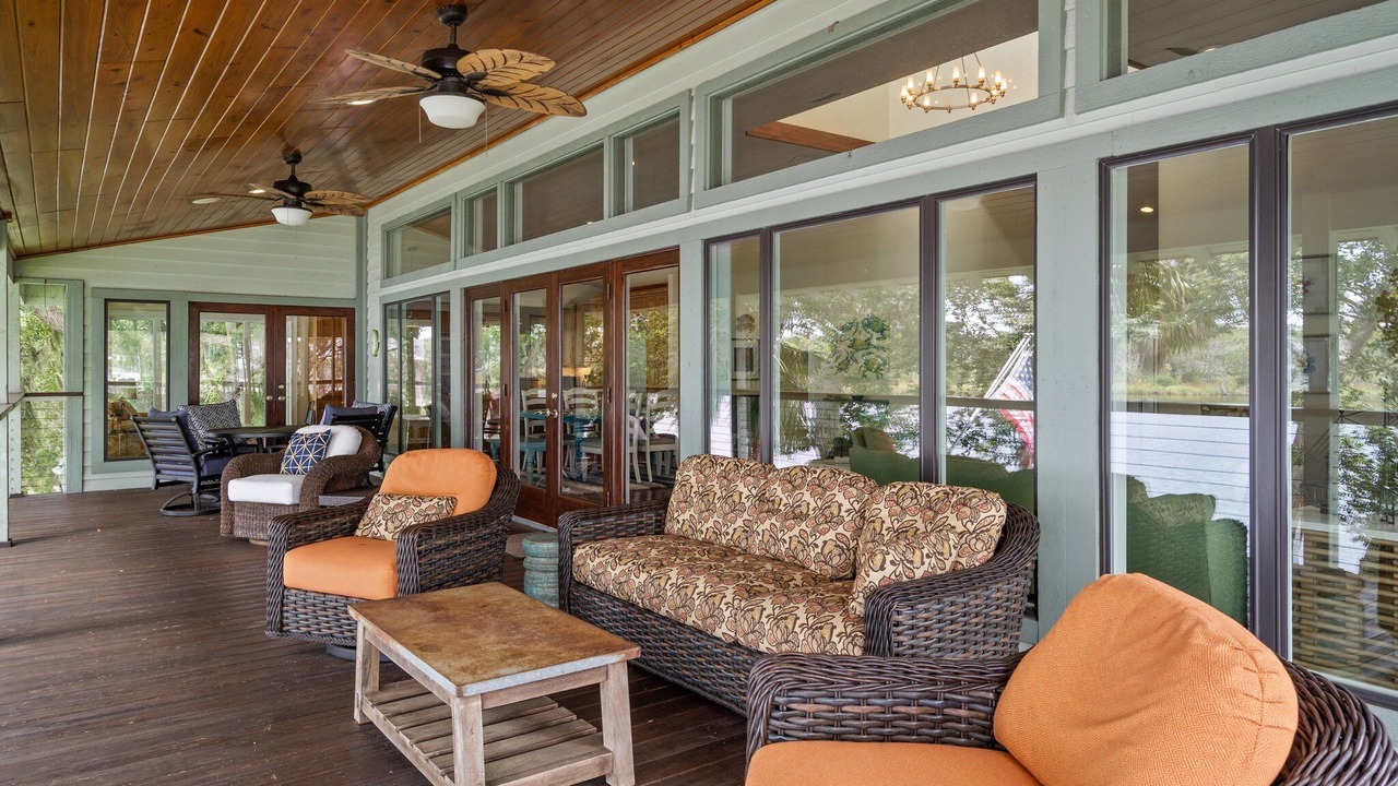 Photo of Patio Balcony in Riverhaven Village