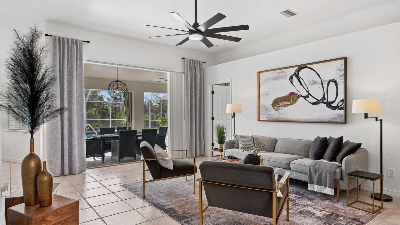 Photo of Livingroom in White Marsh