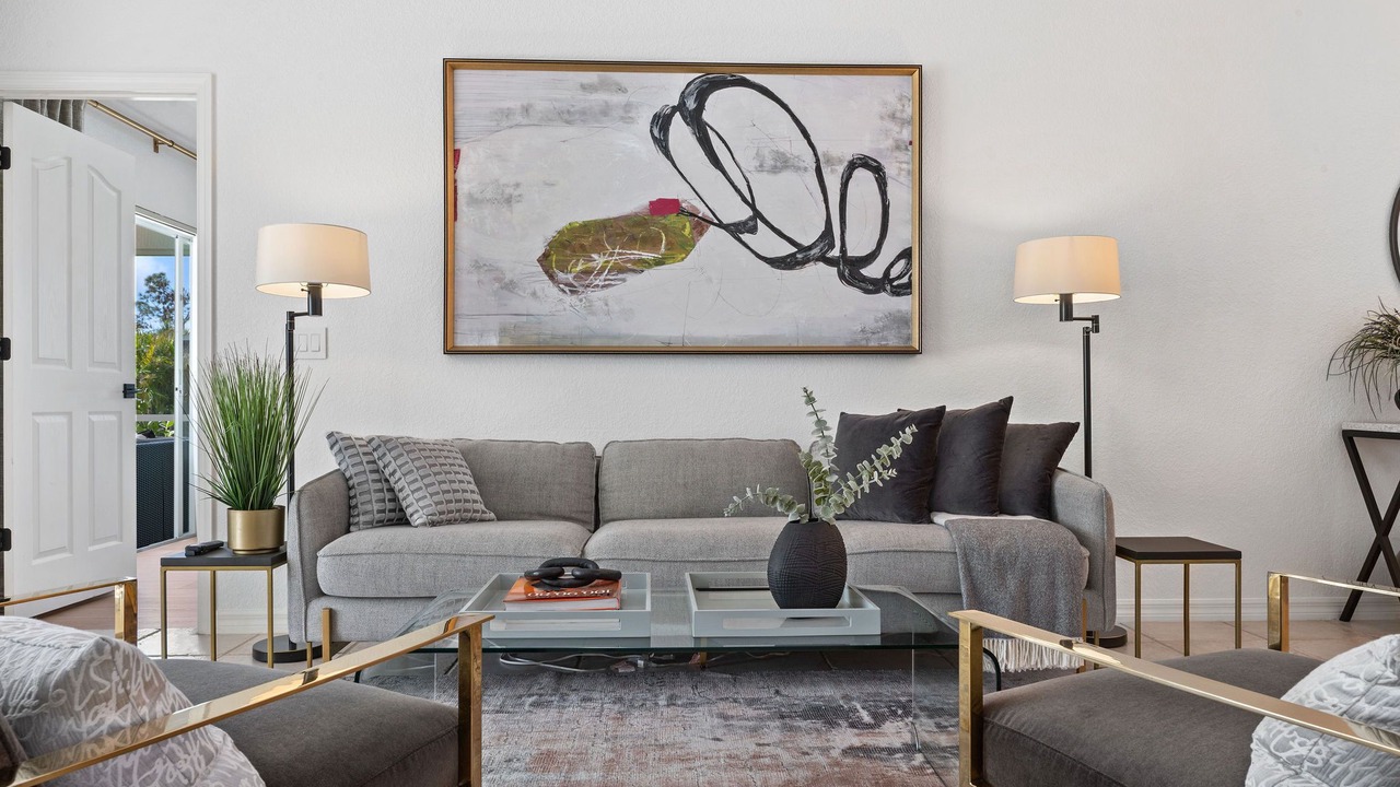 Photo of Livingroom in White Marsh