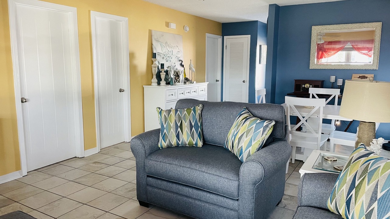 Photo of Livingroom in Kiska Beach