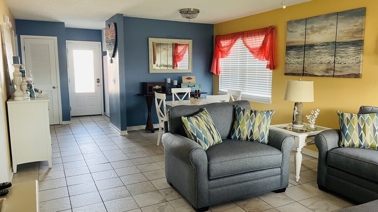 Photo of Livingroom in Kiska Beach