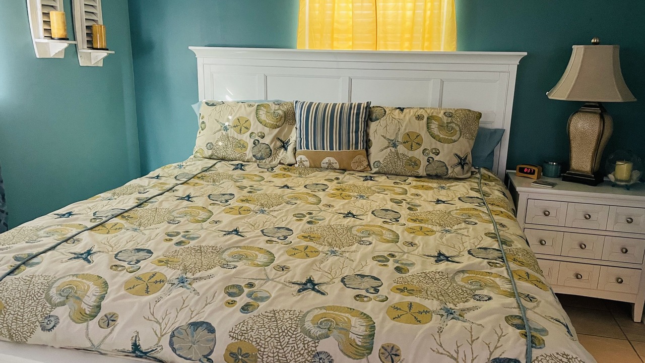 Photo of Bedroom in Kiska Beach