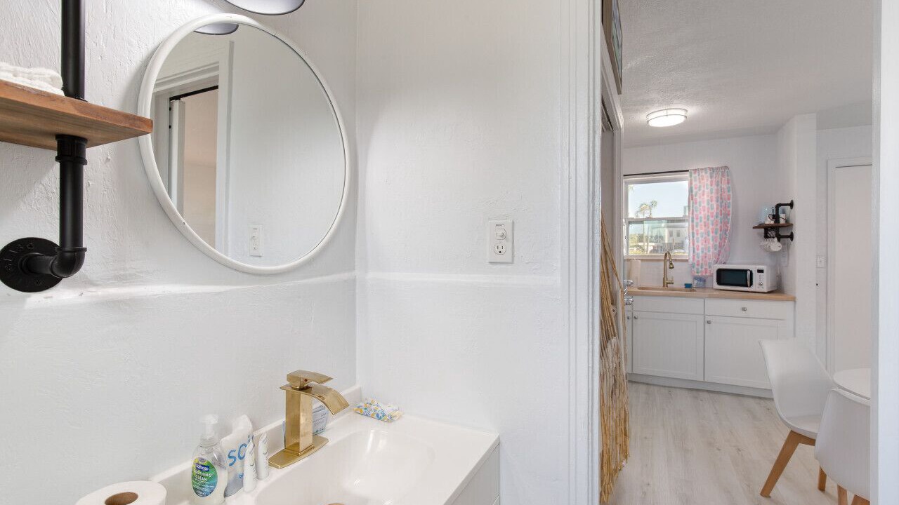Photo of Bathroom in Bridgeport Heights