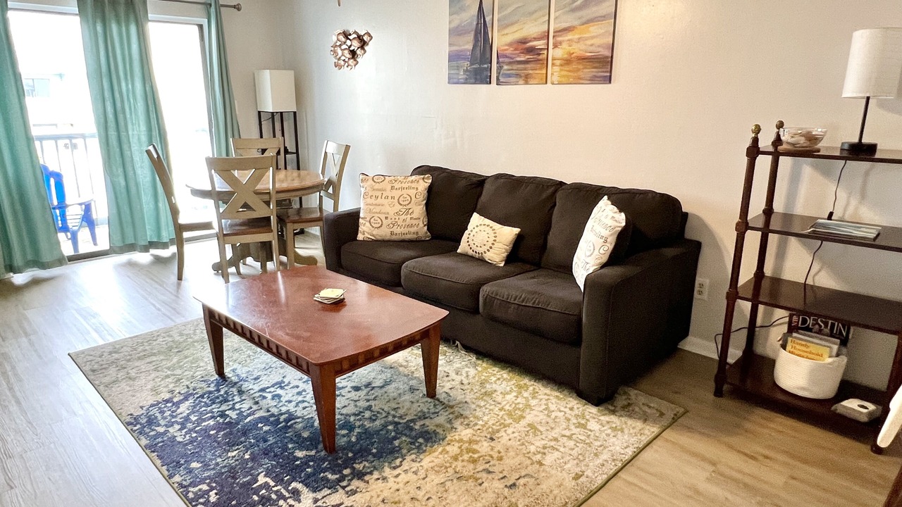 Photo of Livingroom in Fort Walton Beach