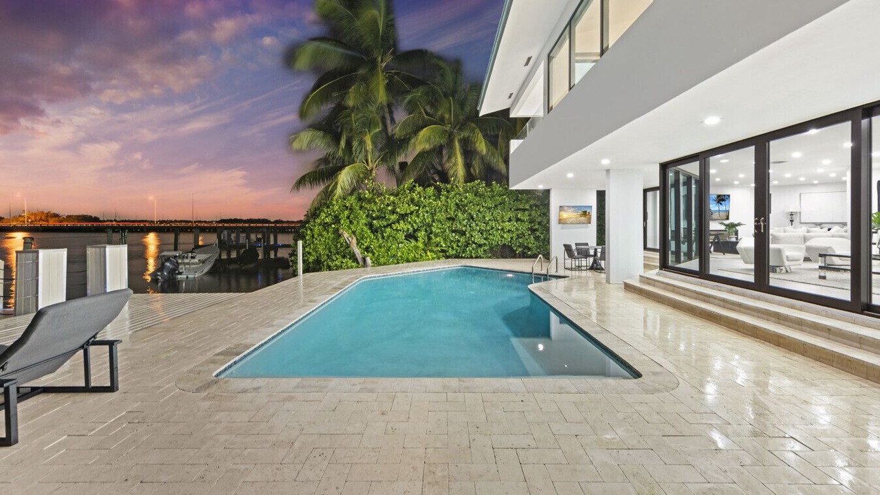 Photo of Outdoor in North Bay Village