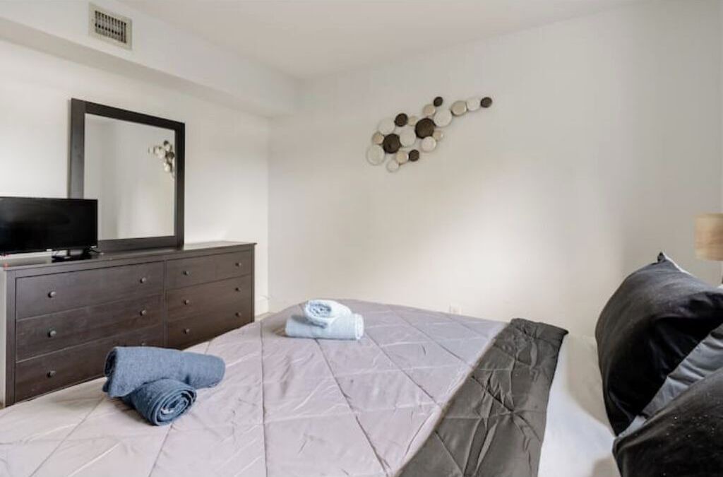 Photo of Bedroom in Riverside Park