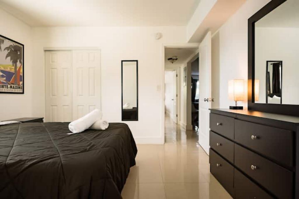 Photo of Bedroom in Riverside Park