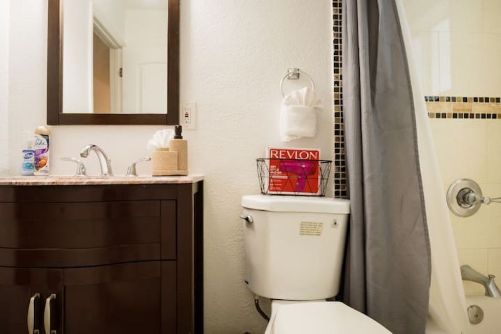 Photo of Bathroom in Riverside Park