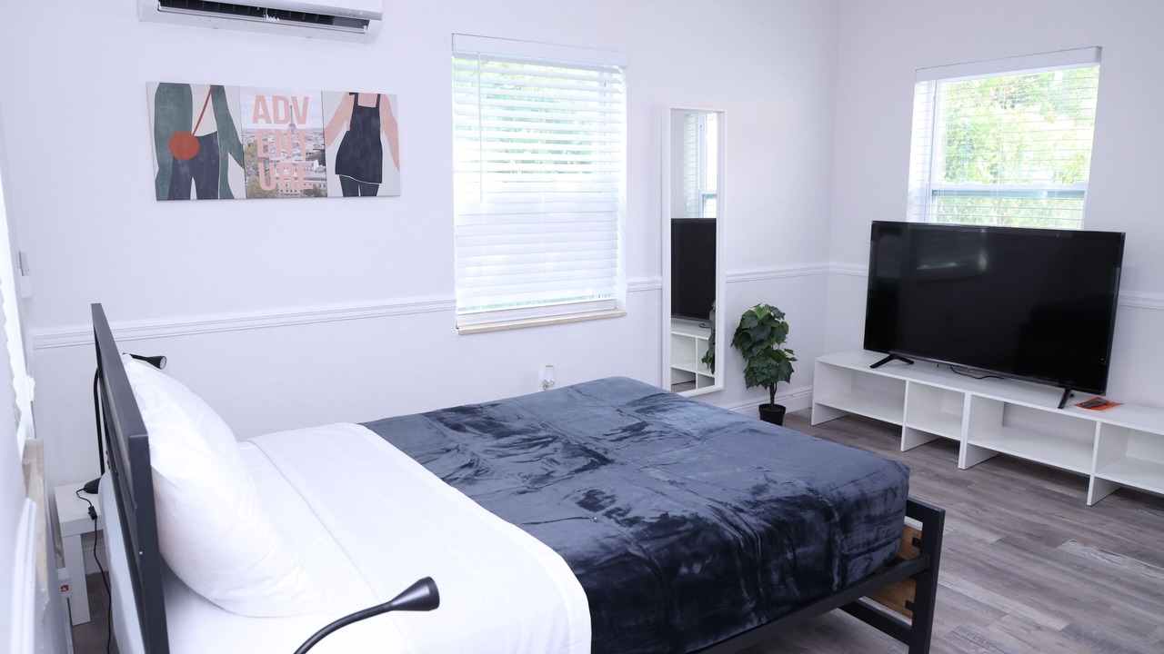 Photo of Bedroom in West Little Havana