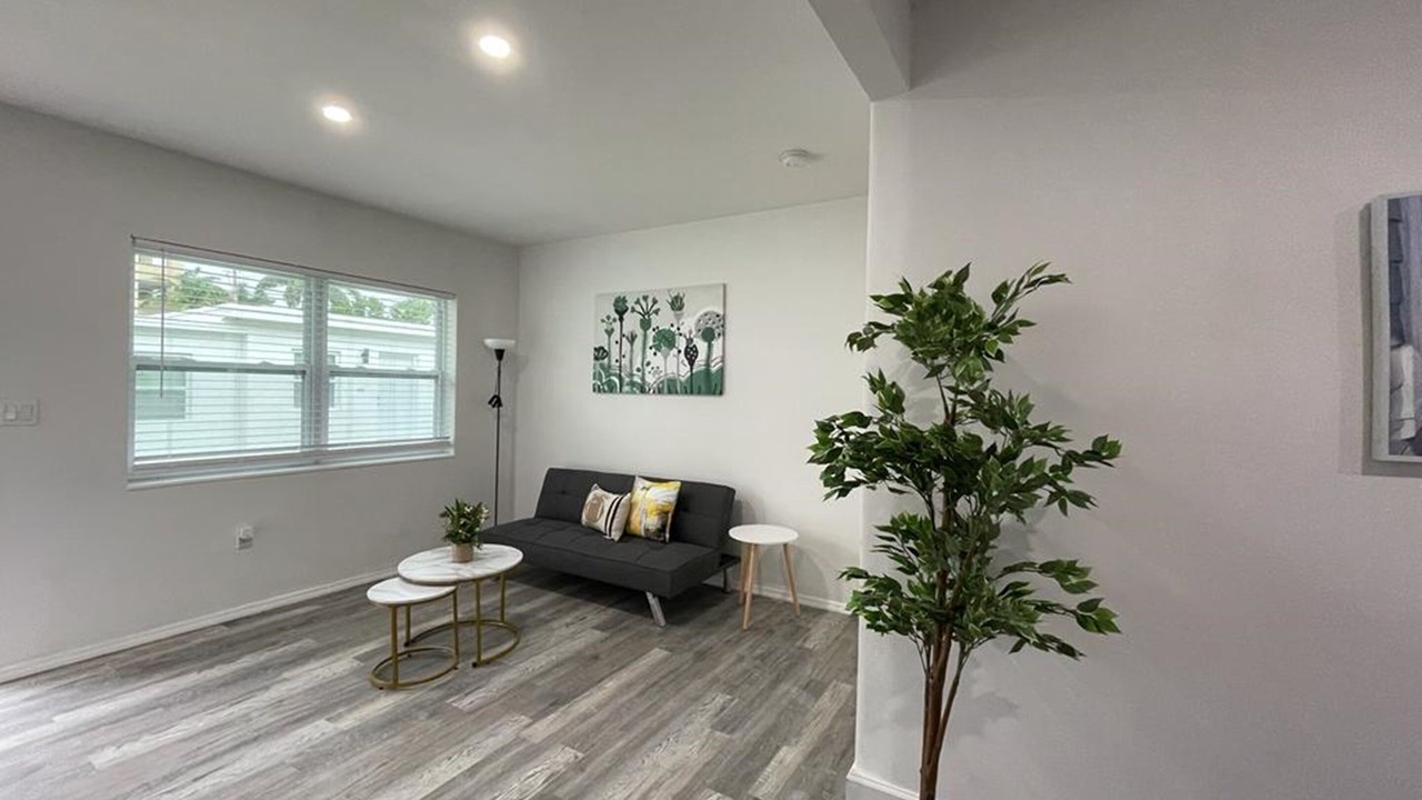 Photo of Livingroom in West Little Havana