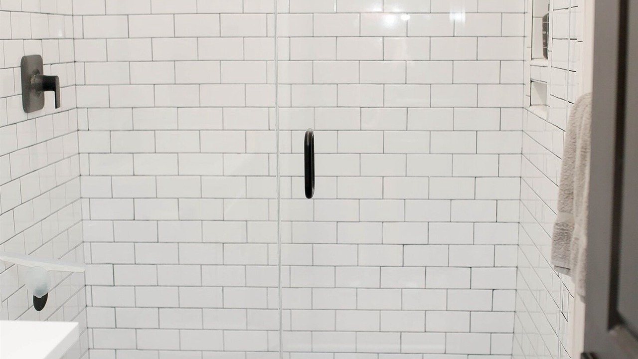 Photo of Bathroom in Sailboat Bend
