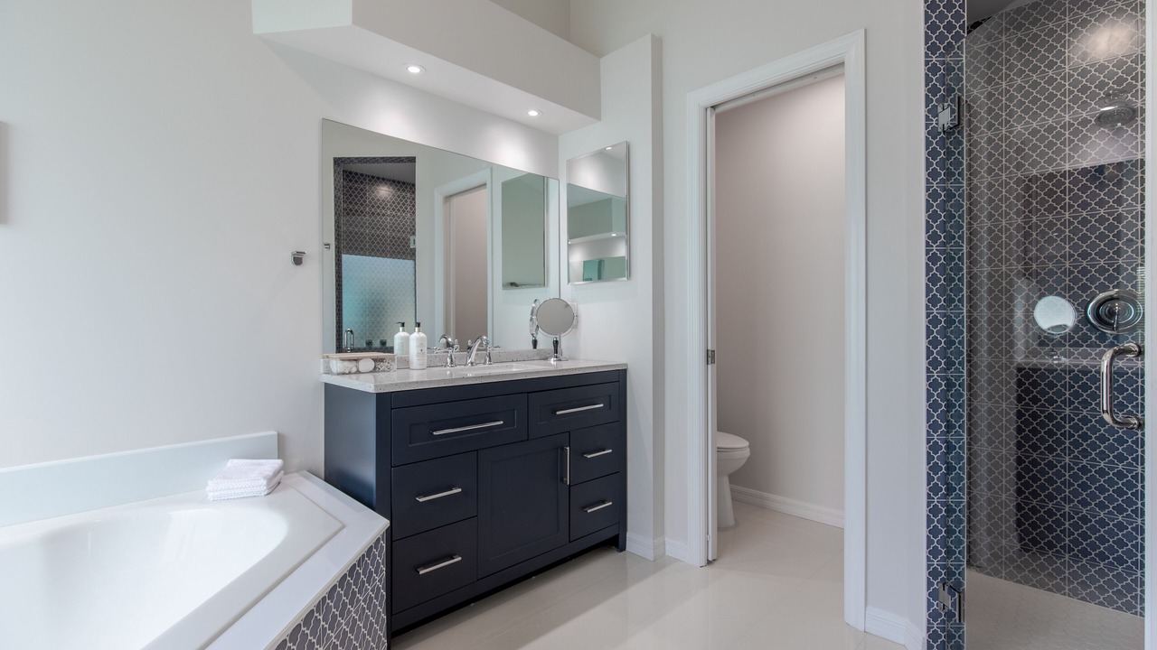 Photo of Bathroom in Florida Ridge
