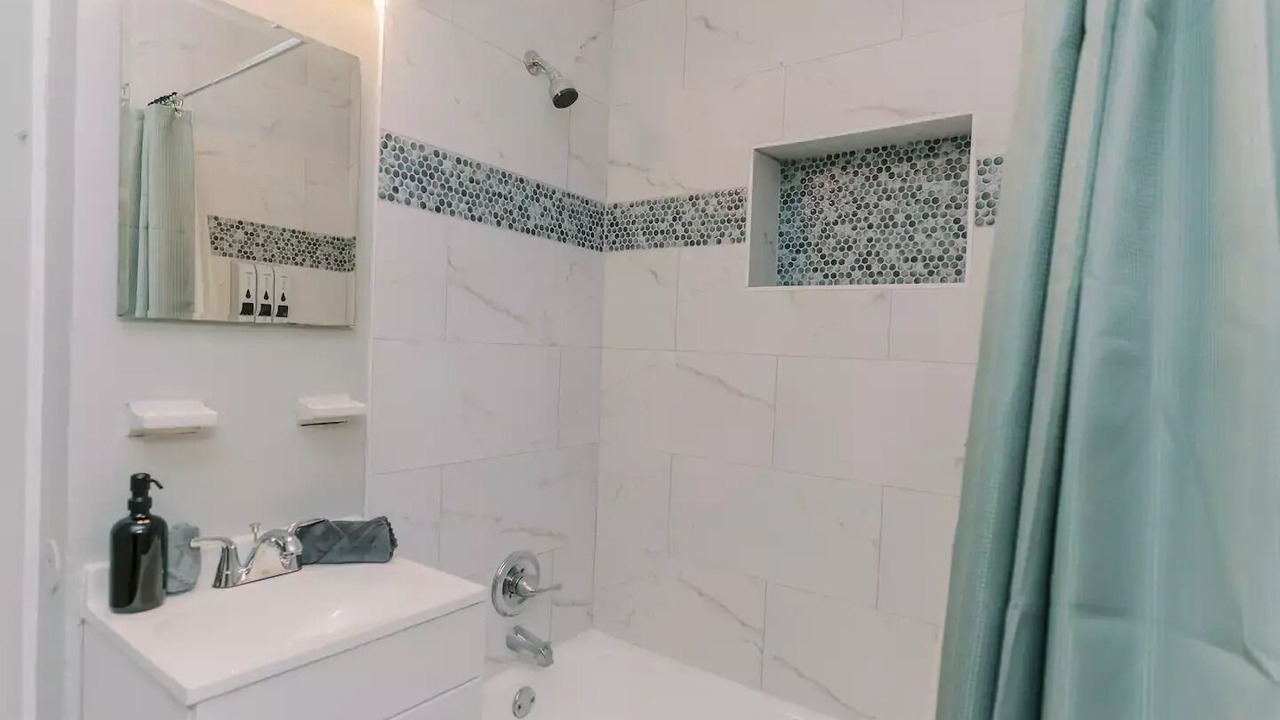 Photo of Bathroom in Murray Hill