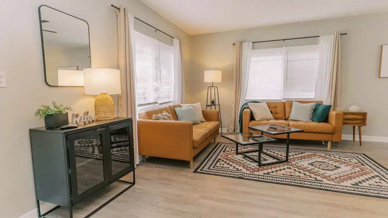 Photo of Livingroom in Murray Hill