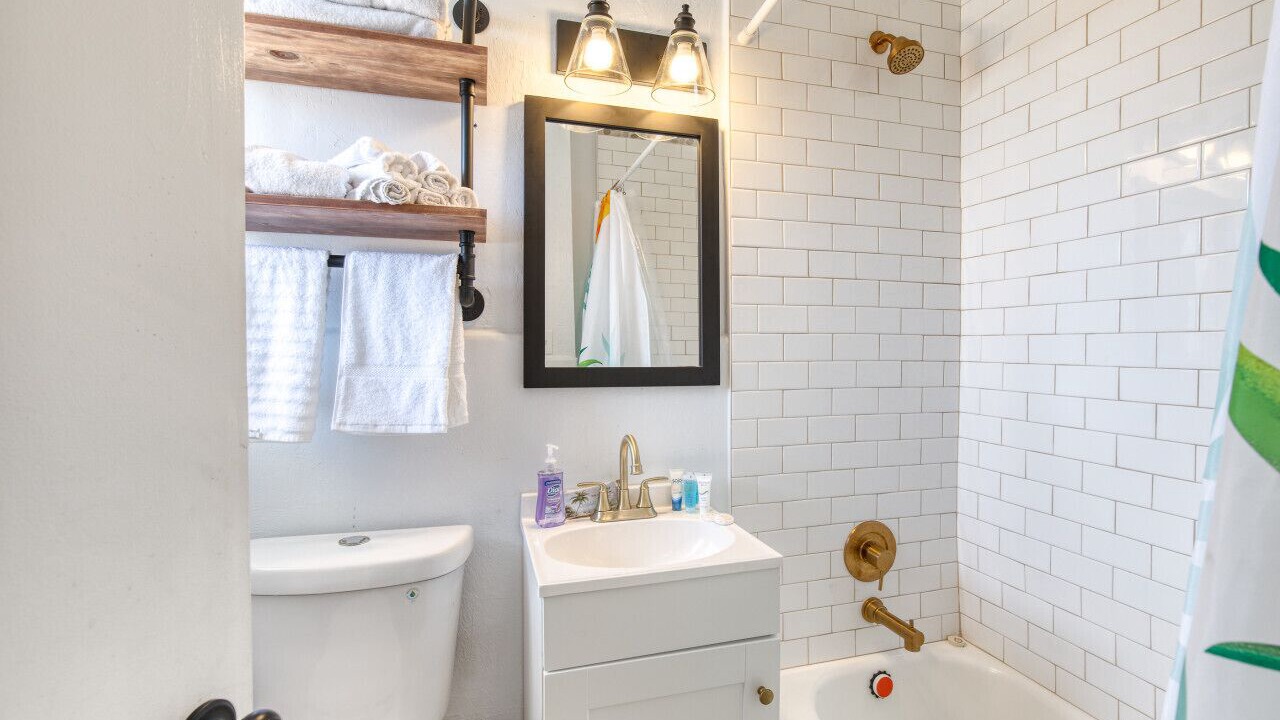 Photo of Bathroom in Bridgeport Heights