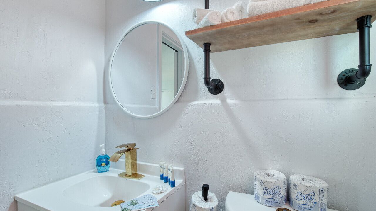 Photo of Bathroom in Bridgeport Heights