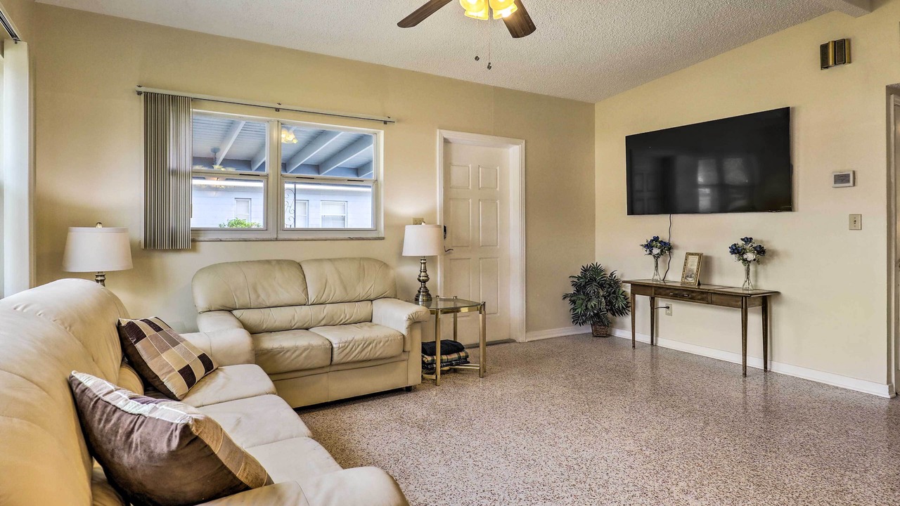 Photo of Bedroom in Orient Park
