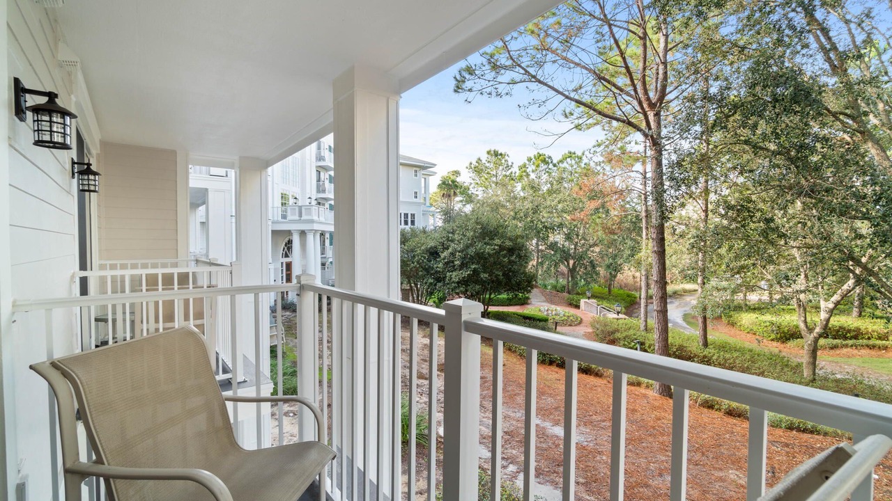 Photo of Patio Balcony in Baytowne Wharf