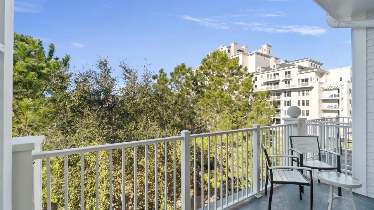 Photo of Patio Balcony in Baytowne Wharf