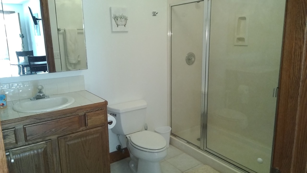 Photo of Bathroom in Tropic