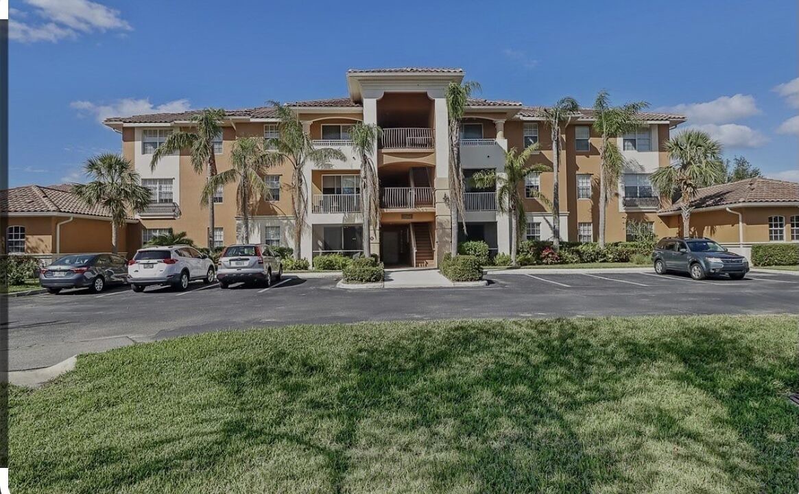 Photo of Outdoor in Pelican