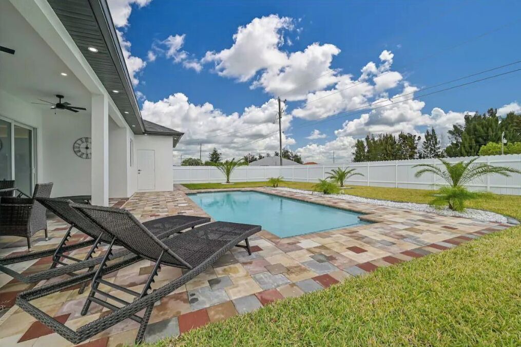 Photo of Outdoor in Diplomat