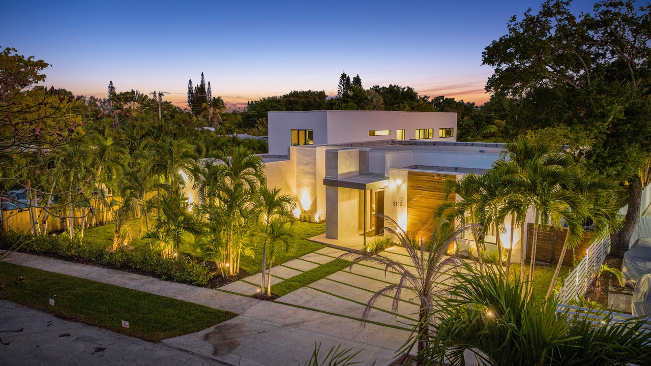 Photo of Outdoor in North Miami Beach